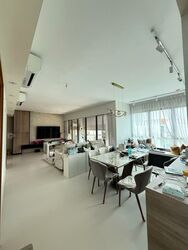 The Gale (D17), Condominium #579300971